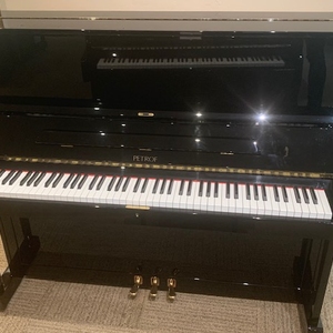Petrof 125 pre owned upright
